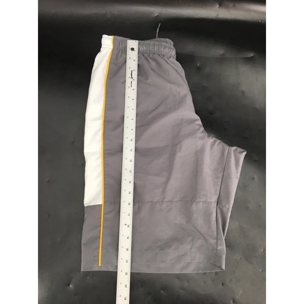 Nike Men's Vintage 90's Gray Tag Size‎ L Mesh Lined Swim Trunks